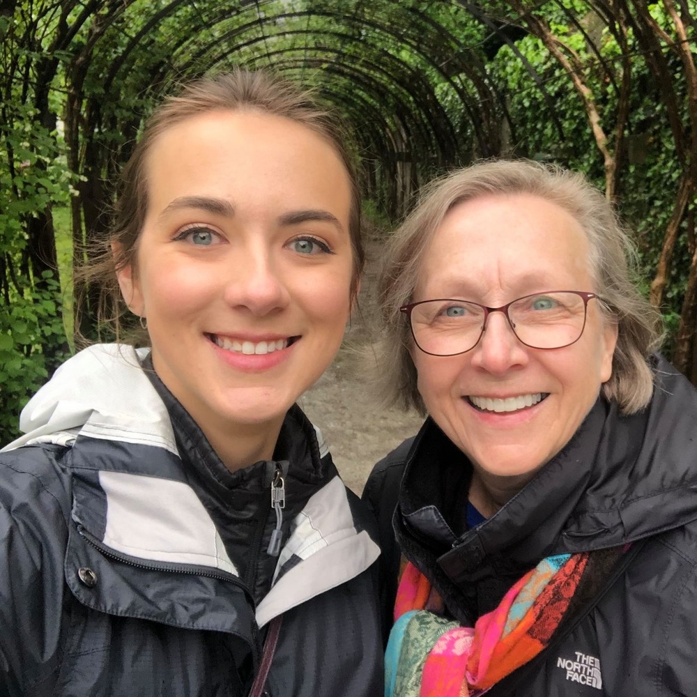 Meet your Posher, Rachel